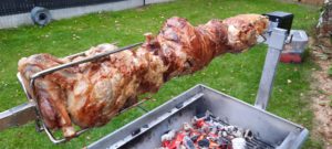 barbecue, garden party, gigot d'agneau, broche, réception, mariage